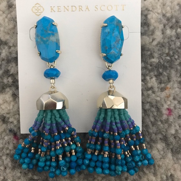 Kendra Scott Brand New Earrings!! - Picture 2 of 2